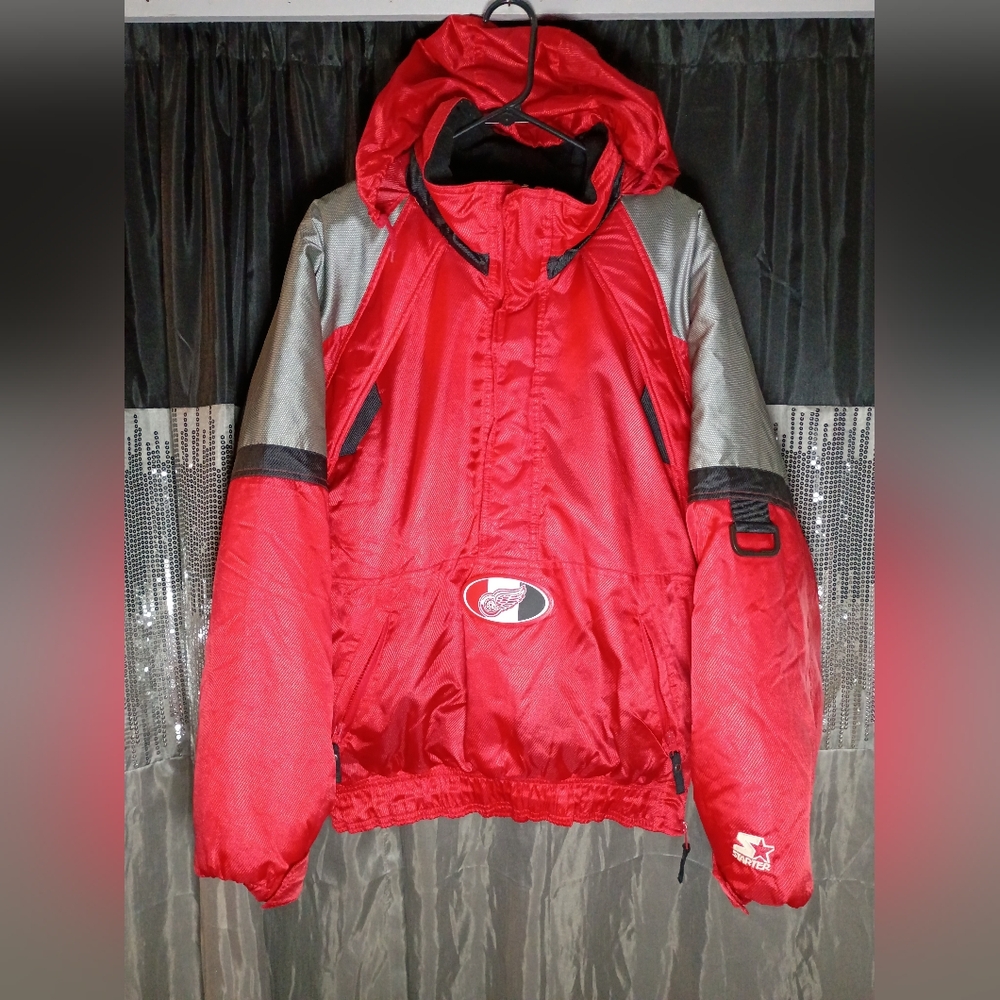 Vintage 90's Detroit Red Wings Starter Jacket